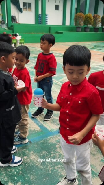 SEMARAK KEMERDEKAAN INDONESIA
Selasa, 18 Agustus 2026

##DirgahayuRI #HUTRI81 #KemerdekaanIndonesia #PAUDITAlmultazam pauditamkng